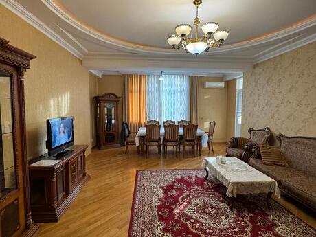 4 otaqlı mənzil, 185 m², Nəriman Nərimanov: 550 000 ₼ 3