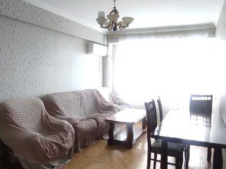 Elan №6248344 - Bakı, Yasamal r., 2 otaqlı, 70 m², 5/12 mərtəbə