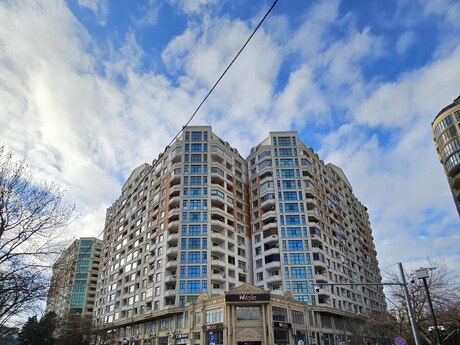 Объявление №6248469 - Баку, м. Нариман Нариманов, 4-комн., 178 м², 10/16 этаж