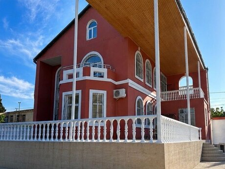 5-комн. дом/дача - пос. Новханы - 220 м²