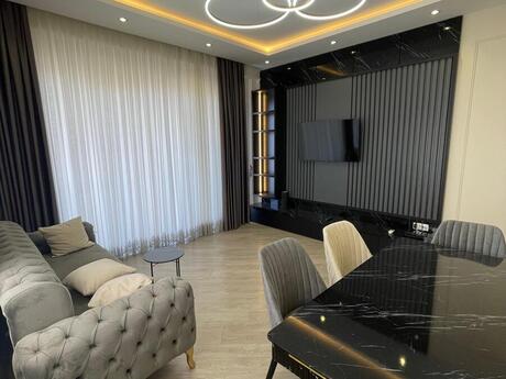 Kirayə 3 otaqlı mənzil, 119 m², Ağ şəhər: 2 200 ₼/ay 5