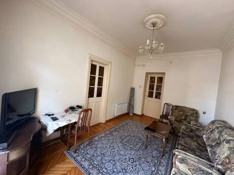 2 otaqlı köhnə tikili - Sahil m. - 65 m²
