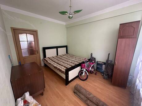 3 otaqlı köhnə tikili - Gənclik m. - 65 m²