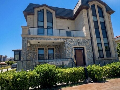 7 otaqlı həyət evi/bağ evi - Nardaran q. - 450 m²