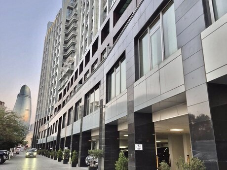 Elan №6217609 - Bakı, İçəri Şəhər m., 2 otaqlı, 120 m², 4/15 mərtəbə