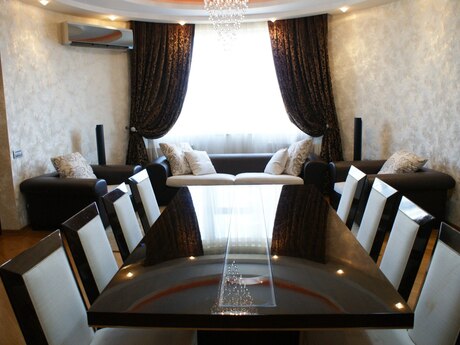 Elan №6249060 - Bakı, Gənclik m., 4 otaqlı, 210 m², 11/12 mərtəbə