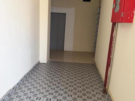 3-комн. новостройка - м. Элмляр Академиясы - 100 м²