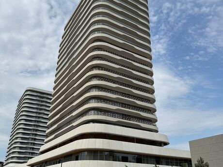 Elan №6249494 - Bakı, Ağ şəhər q., 5 otaqlı, 215 m², 5/20 mərtəbə