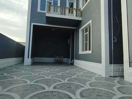 5 otaqlı həyət evi/bağ evi - Bakıxanov q. - 180 m²
