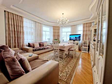 4-комнатная квартира, 160 м², Qara Qarayev: 338 000 ₼ 2