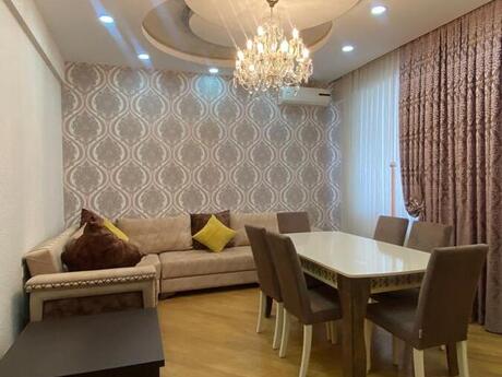 Elan №6249759 - Bakı, Memar Əcəmi m., 2 otaqlı, 66 m², 5/17 mərtəbə