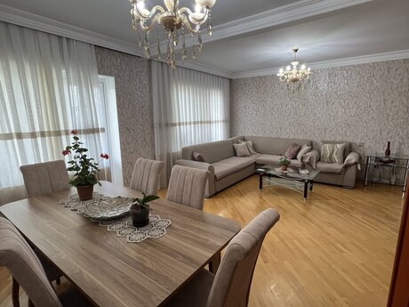 4 otaqlı köhnə tikili - Köhnə Günəşli q. - 90 m²