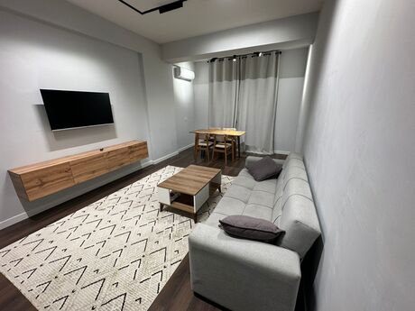 Elan №6249881 - Bakı, 28 May m., 2 otaqlı, 65 m², 4/14 mərtəbə