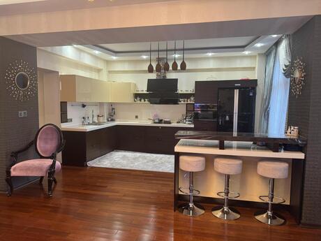 4-room apartment, 165 m², Badamdar: 465 000 ₼ 4