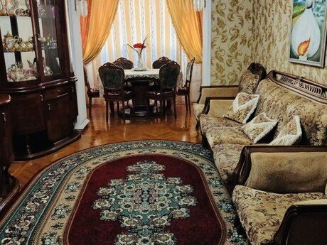 3 otaqlı mənzil, 70 m², Nizami: 225 000 ₼ 2