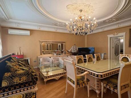 4-комнатная квартира, 215 м², 28 May: 630 000 ₼ 2