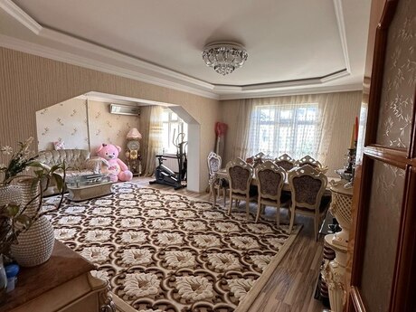 5 otaqlı köhnə tikili - Xalqlar Dostluğu m. - 120 m²