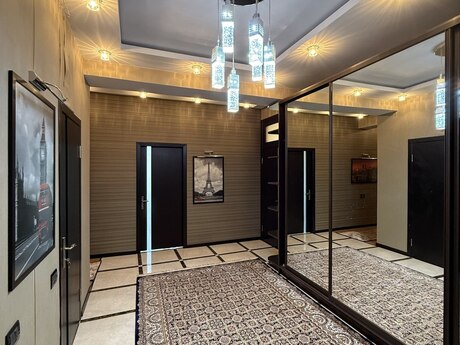 3 otaqlı mənzil, 155 m², 8 Noyabr: 460 000 ₼ 5