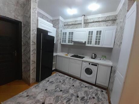 Elan №6250405 - Bakı, Neftçilər m., 2 otaqlı, 76 m², 3/16 mərtəbə