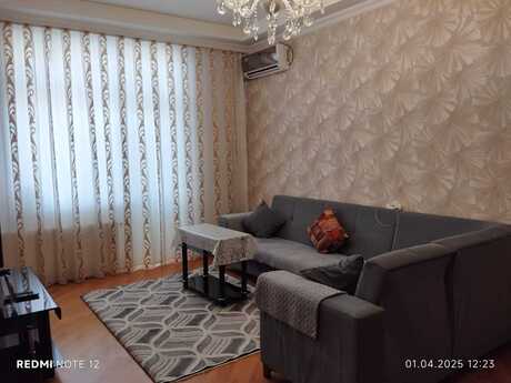 Elan №6250445 - Bakı, Binəqədi r., 2 otaqlı, 65 m², 15/17 mərtəbə