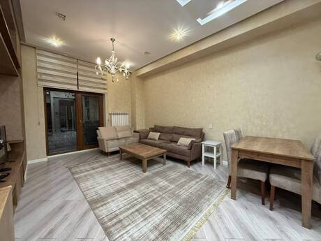 Elan №6250524 - Bakı, Şah İsmayıl Xətai m., 3 otaqlı, 120 m², 2/7 mərtəbə