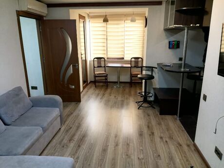 Elan №6250621 - Bakı, Nərimanov r., 2 otaqlı, 50 m², 3/5 mərtəbə