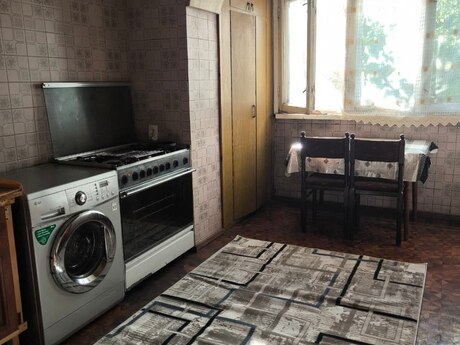 Elan №6250716 - Bakı, Memar Əcəmi m., 3 otaqlı, 86 m², 4/5 mərtəbə