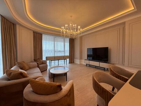 Kirayə 4 otaqlı mənzil, 220 m², Ağ şəhər: 6 000 ₼/ay 4