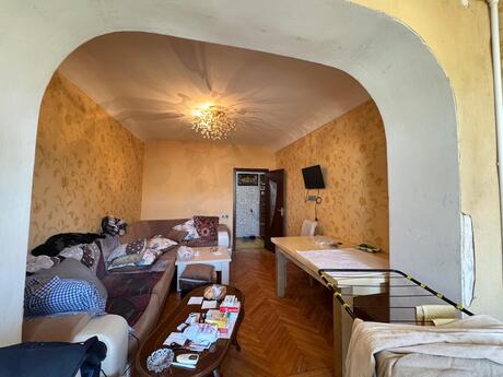 2 otaqlı köhnə tikili - Neftçilər m. - 60 m²