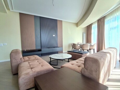 3-room apartment for rent, 110 m², Vurğun Residence: 3 500 ₼/mo 2