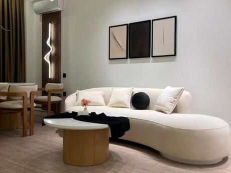 Elan №6250990 - Bakı, Şah İsmayıl Xətai m., 3 otaqlı, 110 m², 8/18 mərtəbə