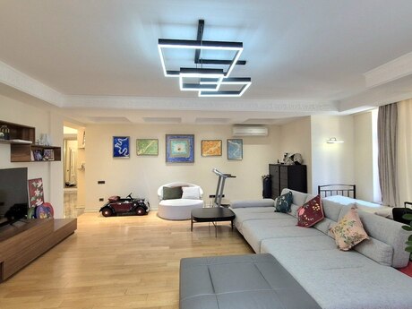 4 otaqlı mənzil, 193 m², Nəsimi: 1 150 000 ₼ 2