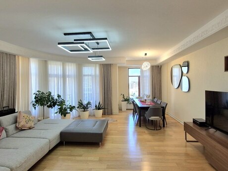 4 otaqlı mənzil, 193 m², Nəsimi: 1 150 000 ₼ 5