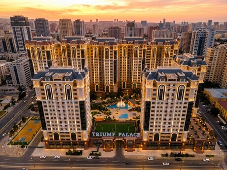 4 rooms · 232 m² · floor 8/18, Triumph Palace