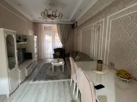 Elan №6251520 - Bakı, Əhmədli q., 4 otaqlı, 81 m², 3/16 mərtəbə