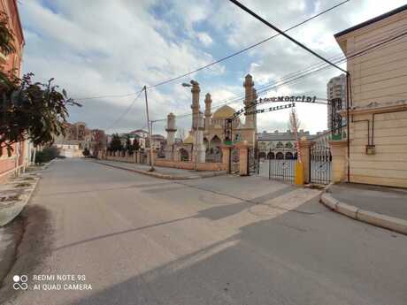 12 otaqlı həyət evi/bağ evi - Nəsimi m. - 528 m²