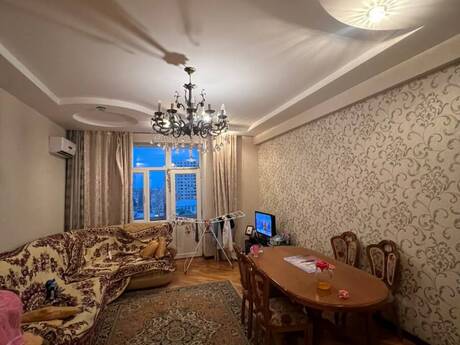 Elan №6251528 - Bakı, Elmlər Akademiyası m., 2 otaqlı, 100 m², 4/18 mərtəbə