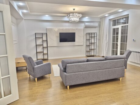 Elan №6251551 - Bakı, Nərimanov r., 4 otaqlı, 220 m², 16/18 mərtəbə
