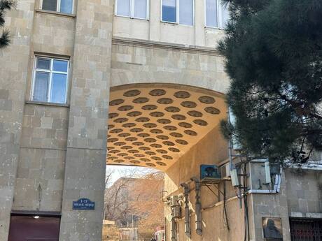 2-комн. вторичка - м. Ичеришехер - 70 м²