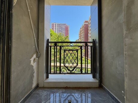 28 Mayda 4 otaqlı yeni tikili mənzil satılır, 160 m², 750 000 AZN, şəkil 4 / 12