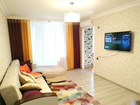 Elan №6251631 - Bakı, İçəri Şəhər m., 2 otaqlı, 45 m², 2/5 mərtəbə