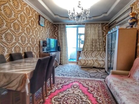 Elan №6251640 - Bakı, Qara Qarayev m., 2 otaqlı, 80 m², 3/5 mərtəbə