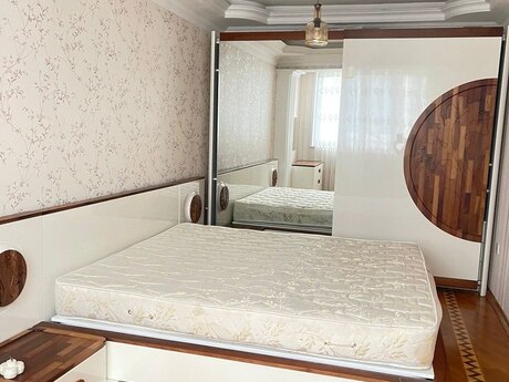 Elan №6251673 - Bakı, 28 May m., 3 otaqlı, 90 m², 5/9 mərtəbə