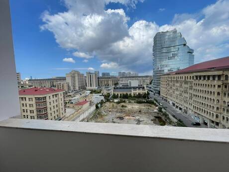 Elan №6251674 - Bakı, Şah İsmayıl Xətai m., 3 otaqlı, 160 m², 8/15 mərtəbə
