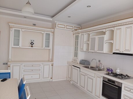 5 otaqlı mənzil, 240 m², Nizami: 740 000 ₼ 5