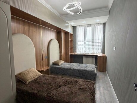 Elan №6251728 - Bakı, Yasamal q., 3 otaqlı, 135 m², 16/17 mərtəbə