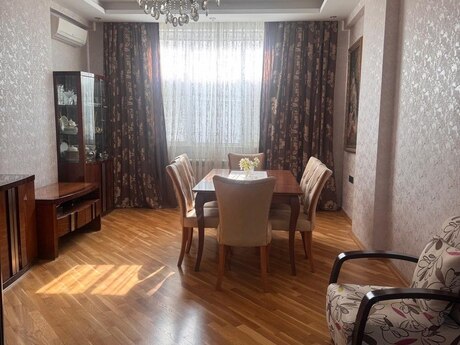 Объявление №6251747 - Баку, м. Иншаатчылар, 3-комн., 130 м², 3/16 этаж