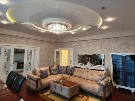 Elan №6251965 - Bakı, Şah İsmayıl Xətai m., 4 otaqlı, 190 m², 13/18 mərtəbə