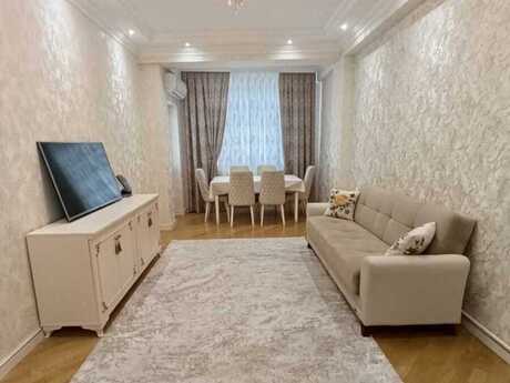 2-room apartment, 65 m², 8-ci mikrorayon: 235 000 ₼ 3