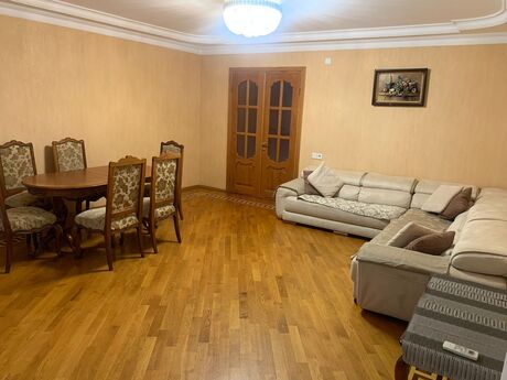 3 otaqlı köhnə tikili - 28 May m. - 100 m²